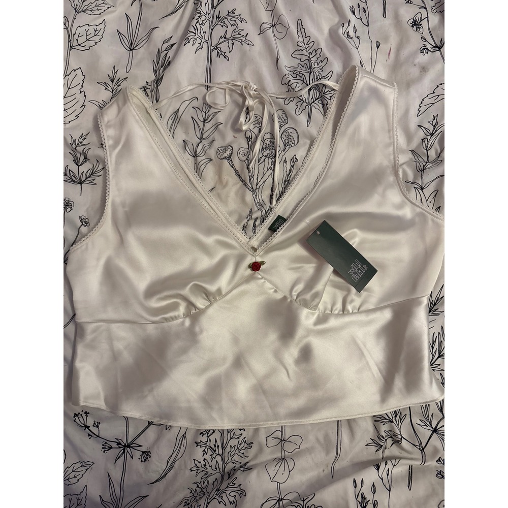 NEW Wild Fable Off White Sleeveless V Neck Satin Tie Detail Crop Top, XL